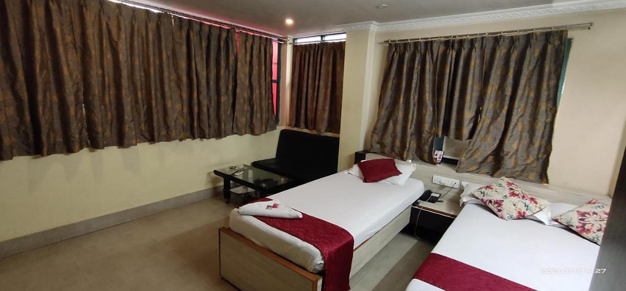 Hotel Royal Residency Siliguri Esterno foto
